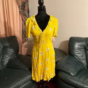 NWT WHO WHAT WEAR Dress